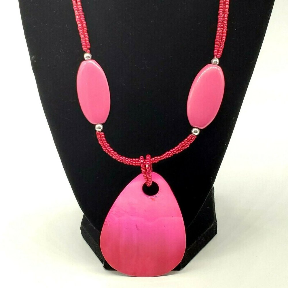 Iridescent Pink Mother Of Pearl Necklace Pendant Teardrop Seed Bead Fuschia